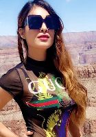 Gurgaon-independent`s black hair and beautiful face oozes femininity
