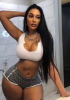 very fit indeed, laura-0588403836 from United Arab Emirates