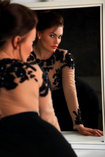 Sonia escort available in London