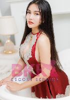 Michelle D bust size and black hair