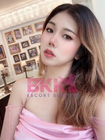 Thai escort Lisa