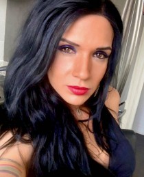 JennyTS escort available in London