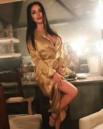 Madison escort available in Maidstone
