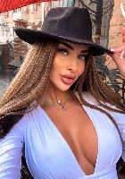 busty escort from United Arab Emirates