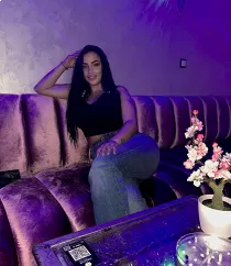 Evelin 160 GBP per hour