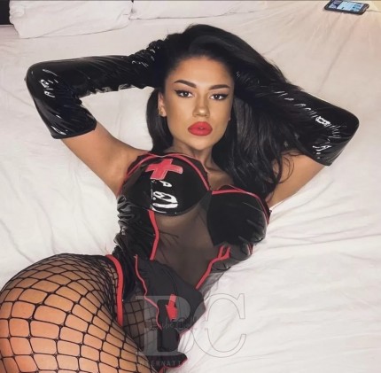 Sabrina escort available in London