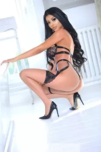 Samira D bust size Natural