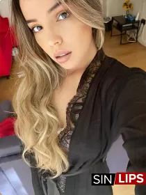 Groove 29 years old girl