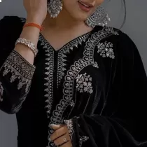 Indian escort Nalini Kapoor