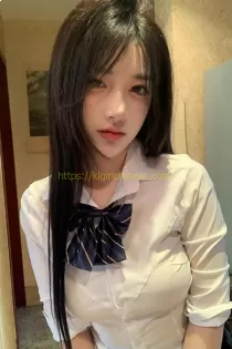 Mei Na C bust size Natural
