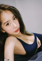 petite Maggie escort