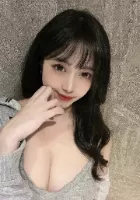 Stunning Malaysian escort