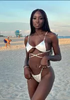 independent escort from United Arab Emirates