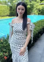 Thai brunette escort Zara