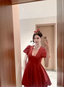 Escort CIM Escort bangkok with black hair