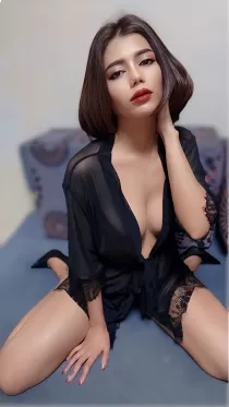 Cream 24 years old girl