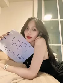 bangkok escort Yuri C bust size Silicone