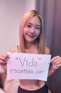 Escort Vida escort bkk with black hair