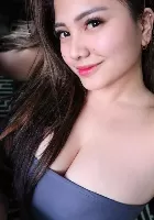 brunette Nadia escort