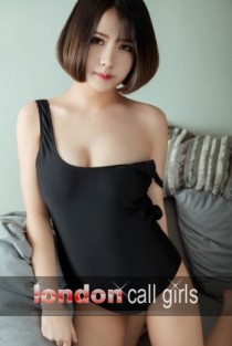 Willa escort available in London