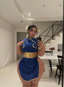 Jennie escort available in Chicago