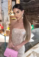 Valentina`s brown hair and lovely face are just amazing