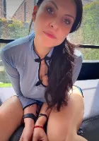 Yanine relaxing and rejuvenating girl, Paris location