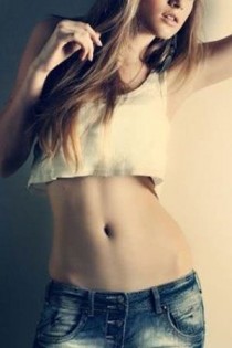 Claire escort available in Manchester