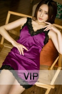 Cary escort available in London