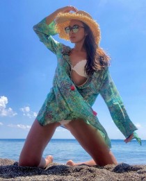 Russian escort Cadencia