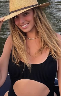 Gardenia escort available in London