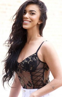 Edgara escort available in London