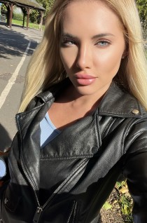 Christina escort available in London