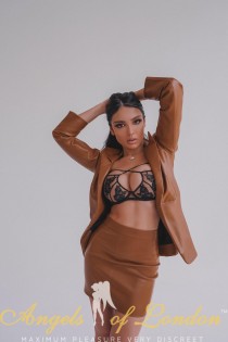 Salama C bust size 