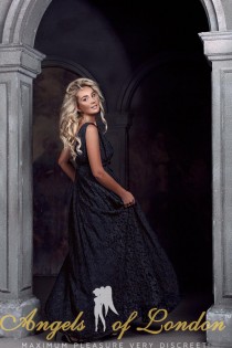 Estel C bust size 