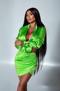 Latvian escort Eclair