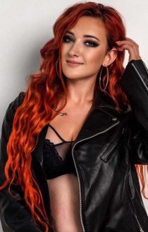 Escort Chery with red hair
