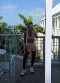 163 height GFE Dayana