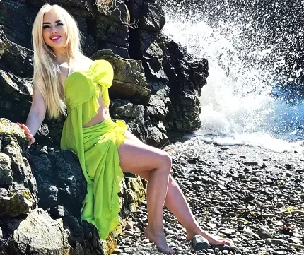 Irish escort Veronica