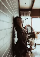 brunette Australian in Australia