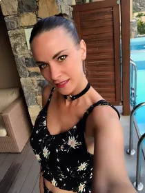 kessya escort available in Hamburg