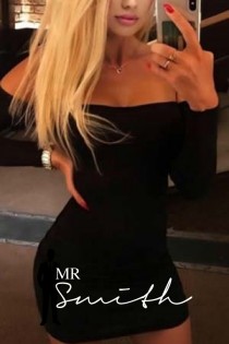 European escort Shakira