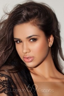 Claudia 19 years old girl