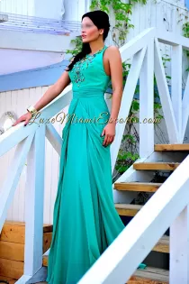 Escort Natally with brunette hair