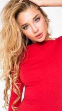 Escort Milochka with blonde hair
