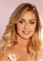 tall escort Cat from London