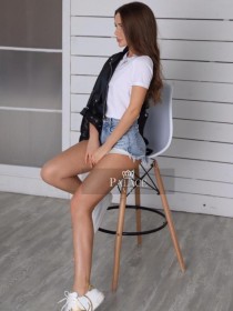 170 height Katty